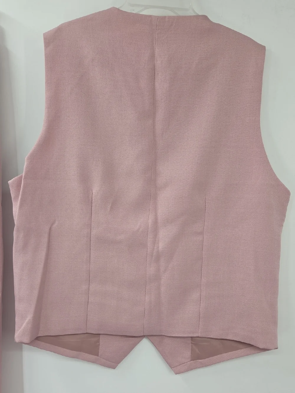 Boys Light Pink Four-Piece Tailored Suit with Vest And Bow Tie NWT